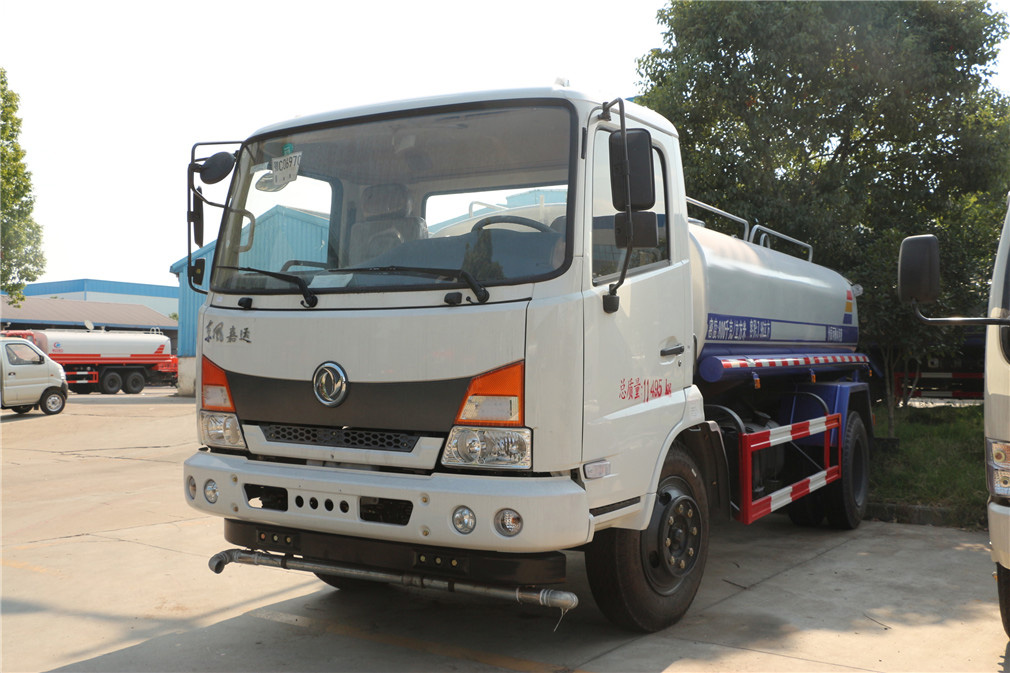 東風(fēng)嘉運（10方）CLW5140GPSE5型綠化噴灑車