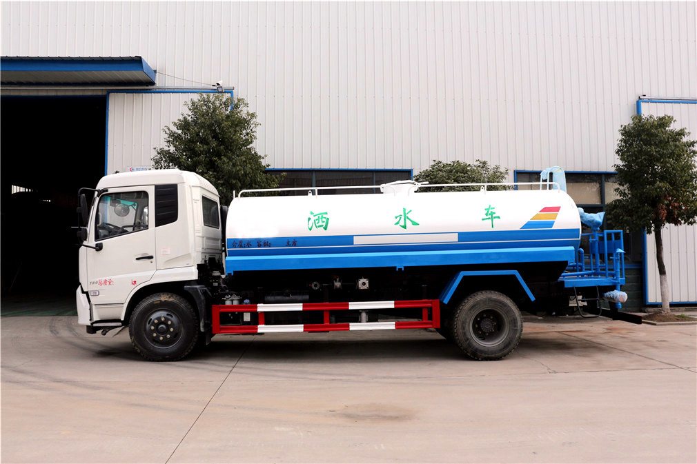 東風(fēng)天錦（12方）CLW5161GSSD5型灑水車