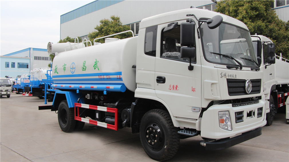 東風(fēng)專底（12方）CLW5161GSSE5霧炮灑水車