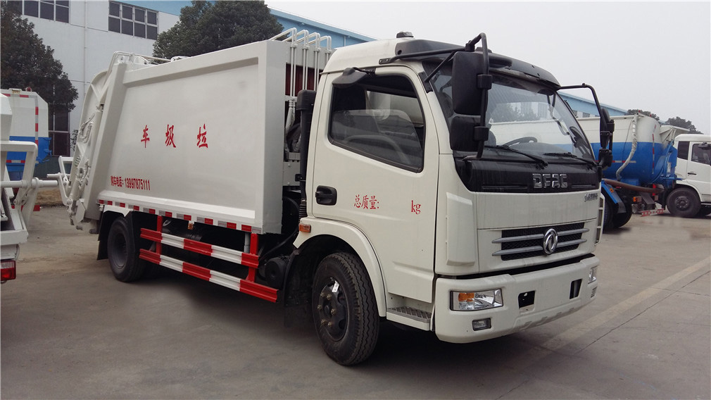 東風(fēng)多利卡8方壓縮垃圾車