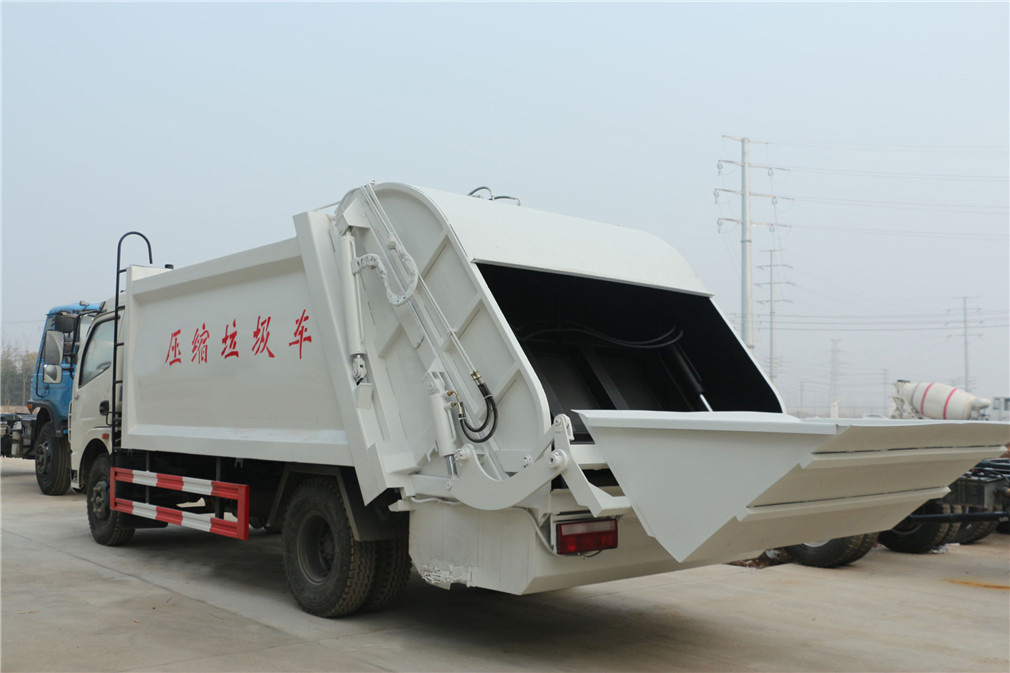 東風(fēng)多利卡8方壓縮垃圾車