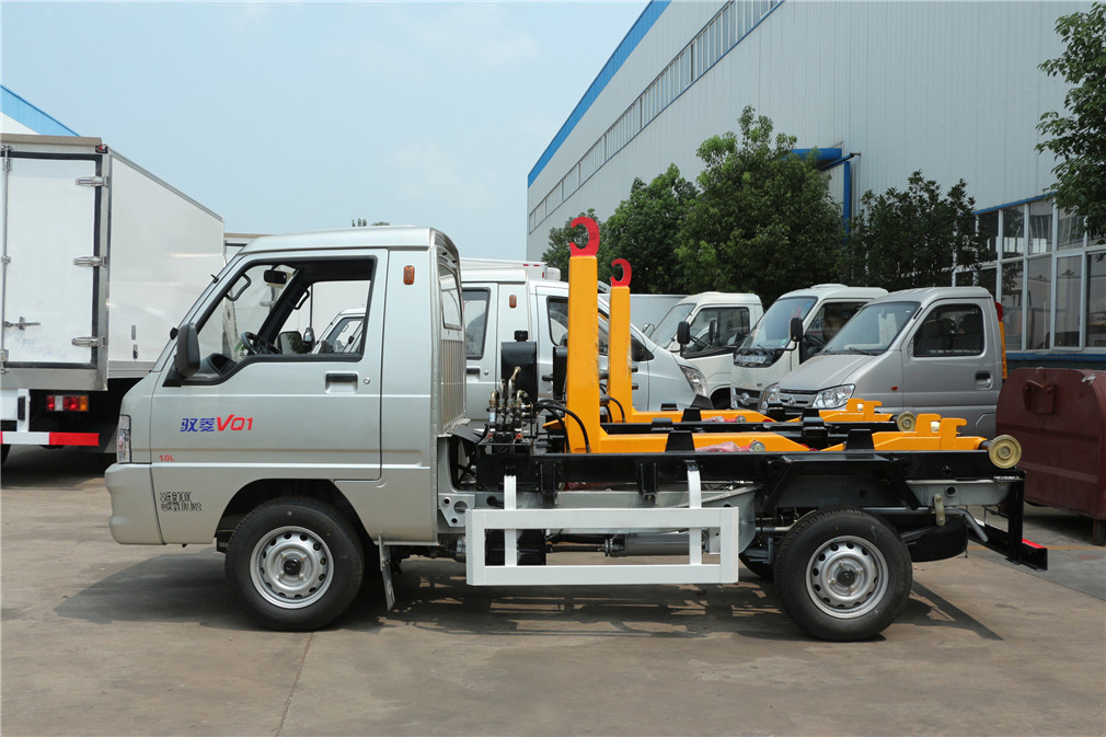 福田馭菱(2方)車廂可卸垃圾車