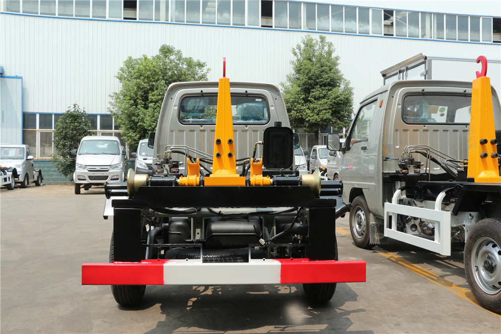 福田馭菱(2方)車廂可卸垃圾車