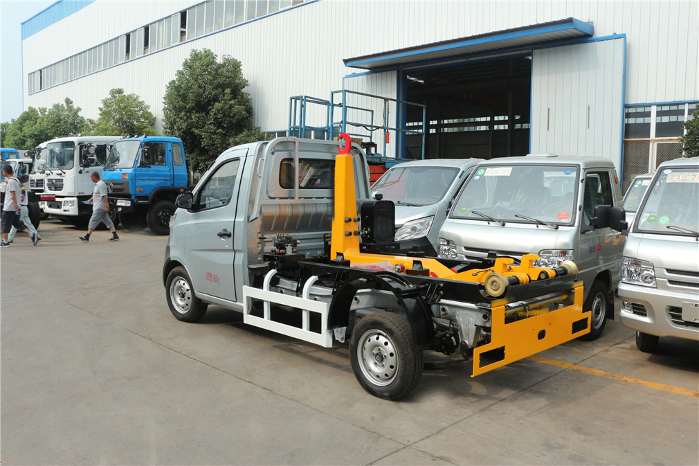 長安3方車廂可卸垃圾車