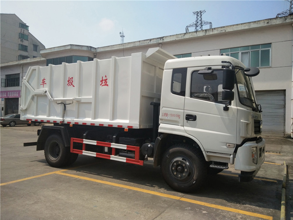 東風(fēng)專用底盤12方對接垃圾車