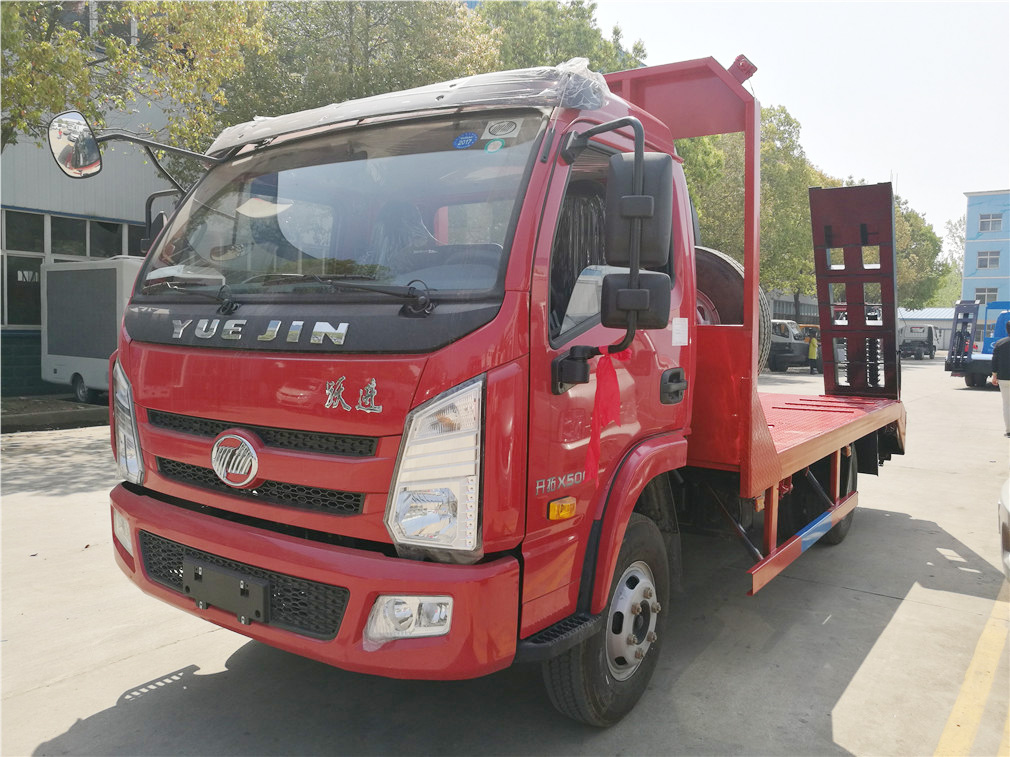 躍進(jìn)藍(lán)牌CLW5042TPBN5平板運(yùn)輸車
