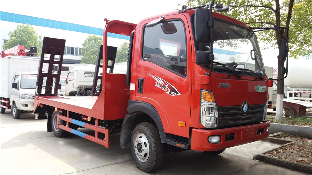重汽王牌CDW5040TPBHA1R5平板運(yùn)輸車