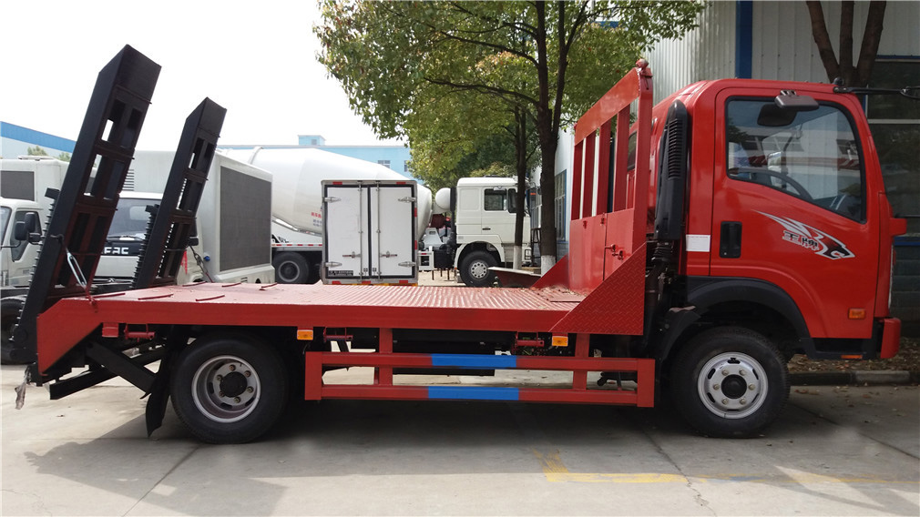 重汽王牌CDW5040TPBHA1R5平板運(yùn)輸車