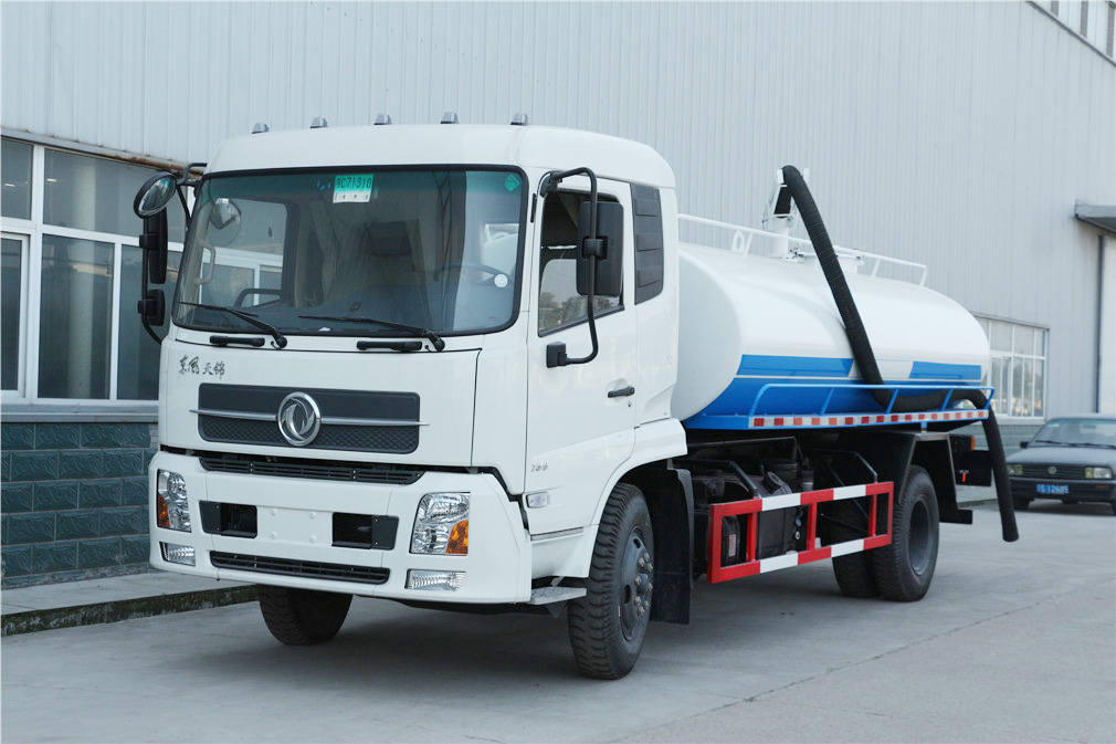 東風(fēng)天錦14方吸糞車