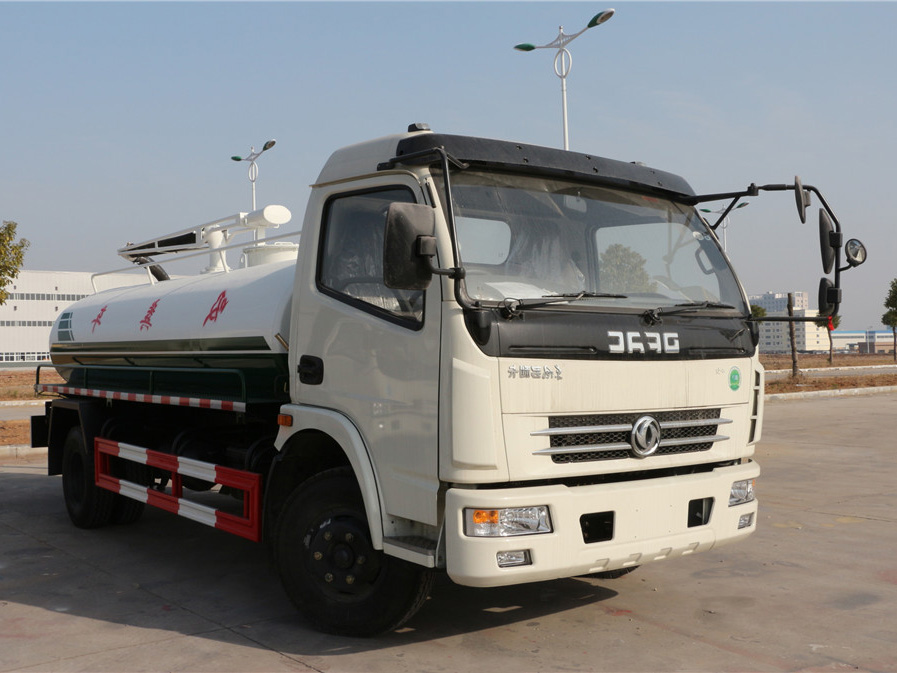 東風(fēng)大多利卡7方吸糞車(chē)