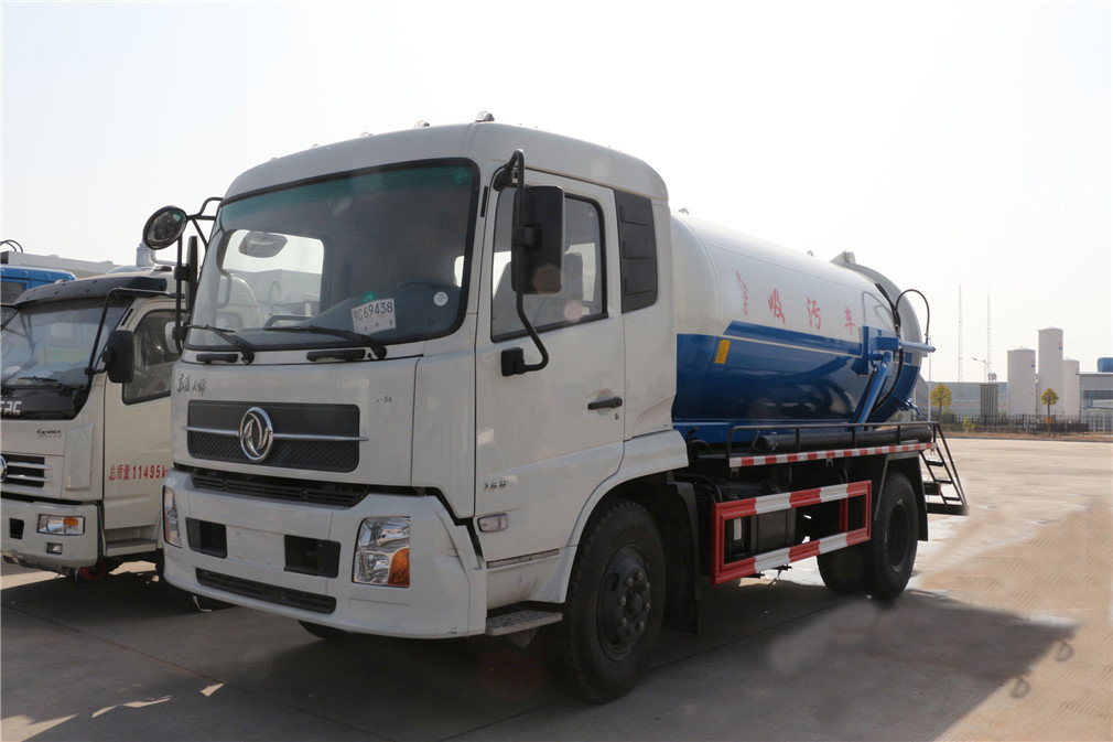 東風天錦10方吸污車
