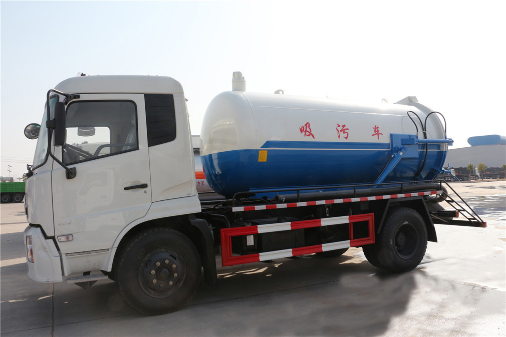 東風天錦10方吸污車