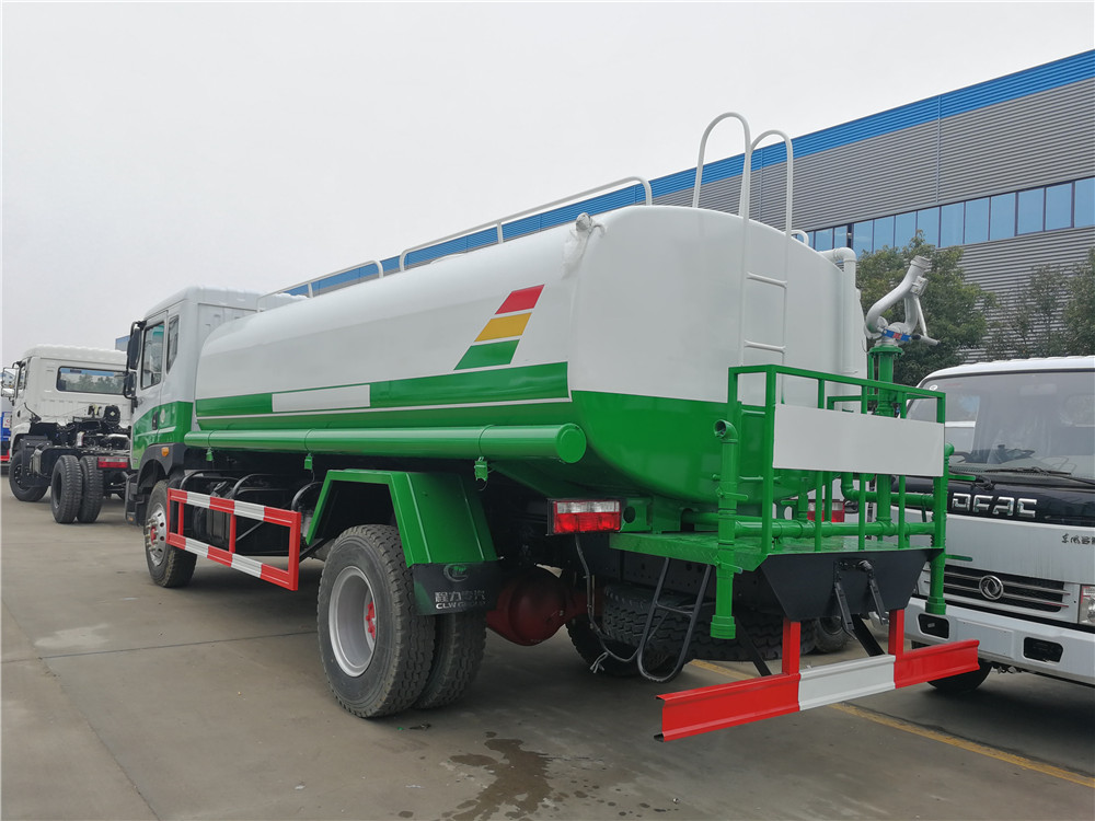 東風多利卡D9（15方）灑水車CLW5160GSSEA5型