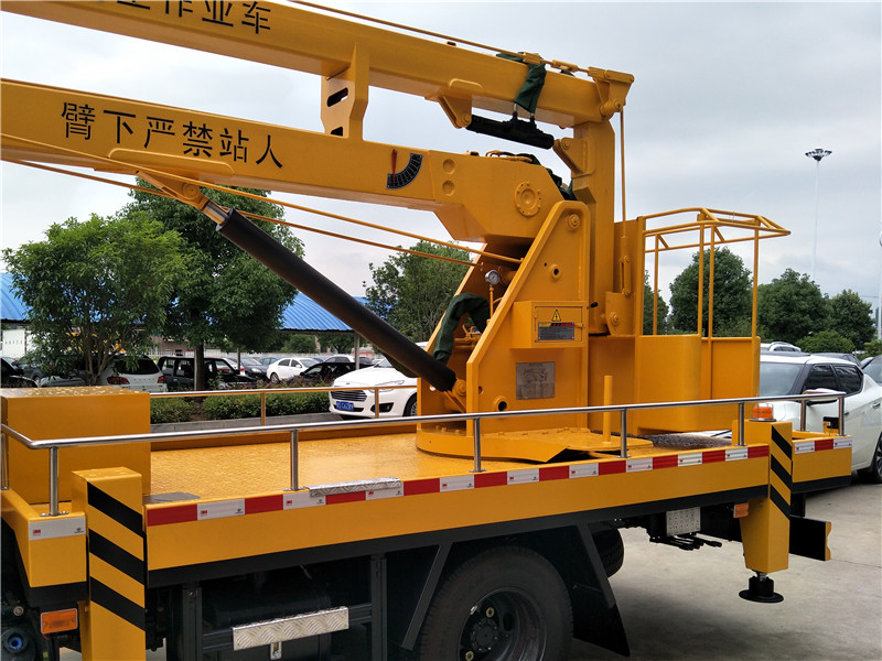 東風(fēng)16米高空作業(yè)車