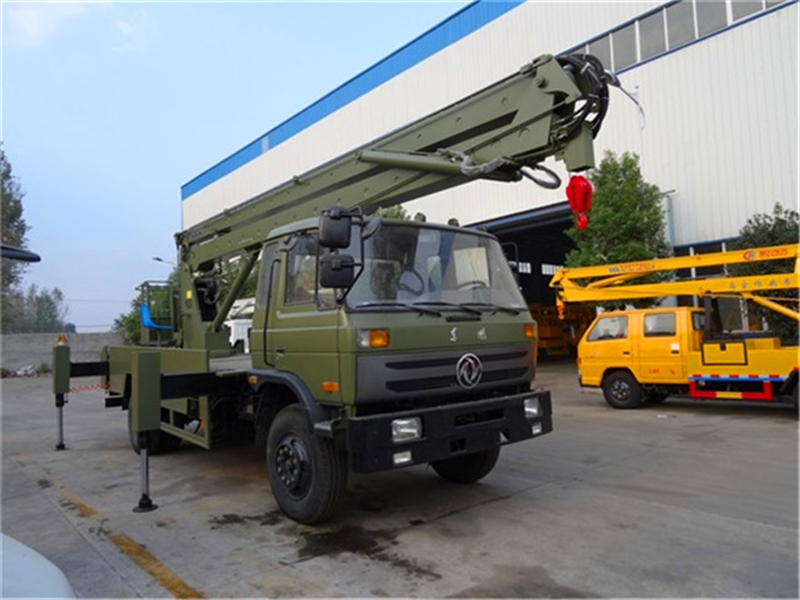 東風153型20米高空作業(yè)車