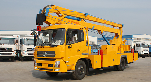 東風24米高空作業(yè)車
