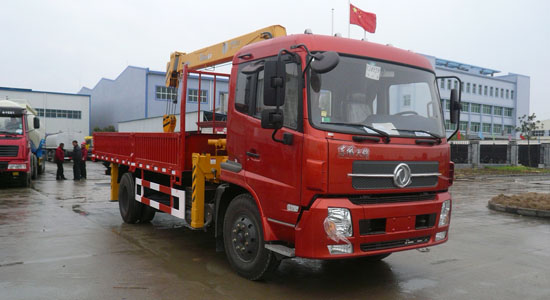 8噸隨車吊多少錢 8噸吊機(jī)什么牌子好 隨車吊價(jià)格
