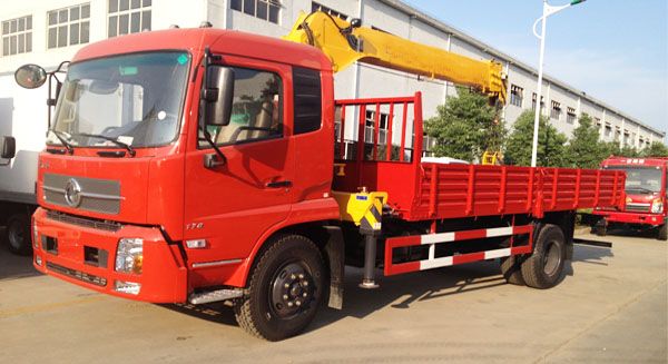 8噸隨車吊多少錢 8噸吊機(jī)什么牌子好 隨車吊價(jià)格