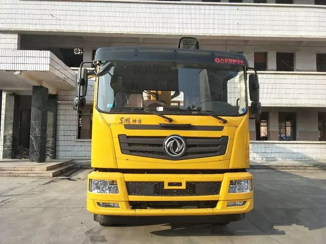 東風(fēng)單橋徐工8噸隨車吊的價(jià)格多少錢(qián)