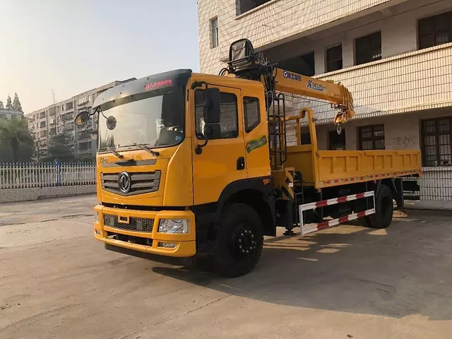 東風(fēng)單橋徐工8噸隨車吊的價(jià)格多少錢
