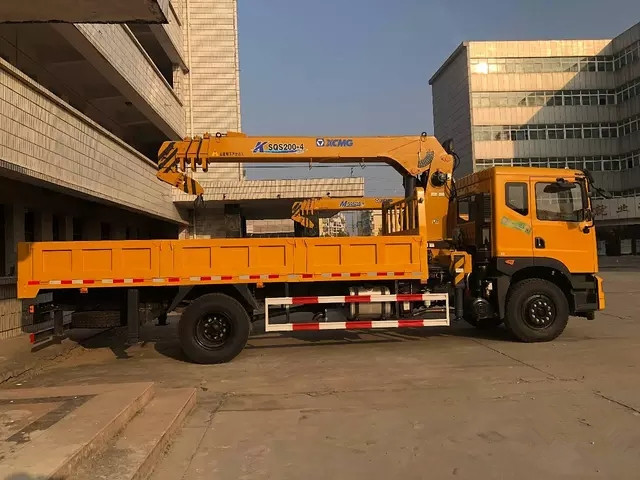 東風(fēng)單橋徐工8噸隨車吊的價(jià)格多少錢