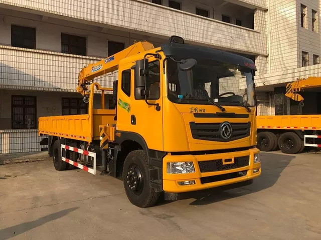 東風(fēng)單橋徐工8噸隨車吊的價(jià)格多少錢