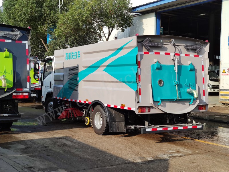 五十鈴9方洗掃車價(jià)格 最新洗掃車報(bào)價(jià) 程力洗掃車廠家 