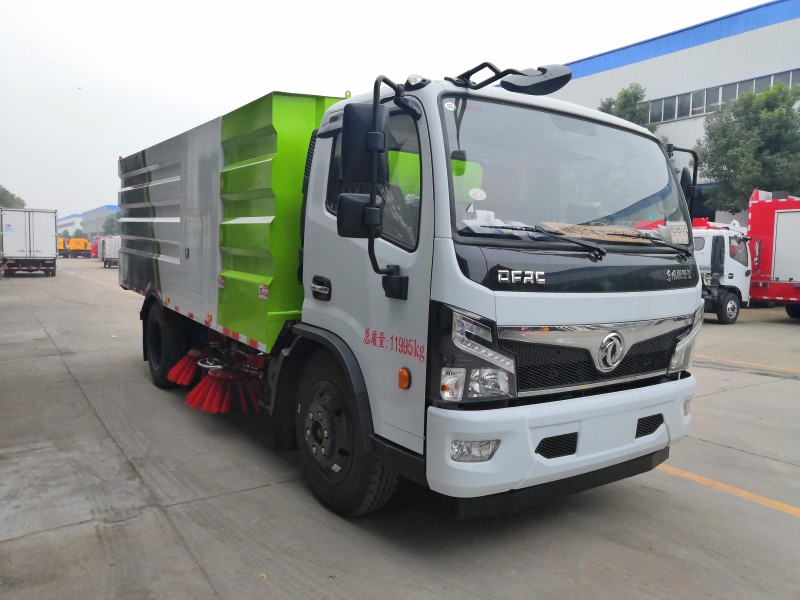 東風(fēng)8方掃路車 國六多利卡8方掃路車價格 配置 廠家 報價
