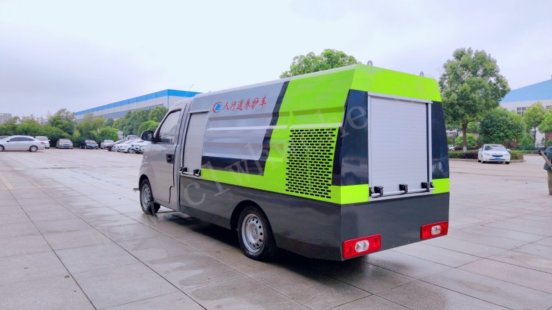 開瑞1.5方路面清洗車報(bào)價(jià) 路面養(yǎng)護(hù)車價(jià)格 藍(lán)牌路面清洗車廠家