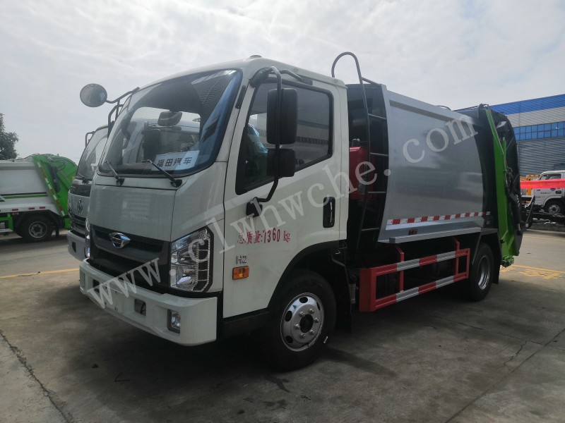 福田時(shí)代5方壓縮式垃圾車