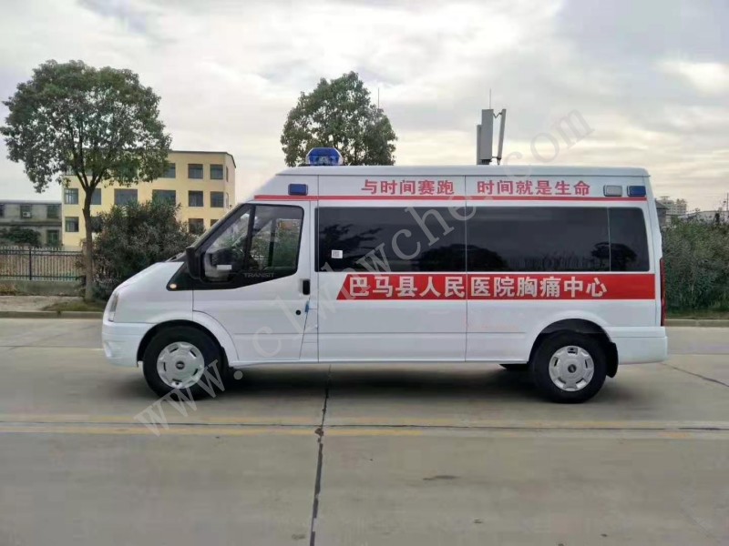 福特V348長(zhǎng)軸中頂轉(zhuǎn)運(yùn)型救護(hù)車（-客運(yùn)版）