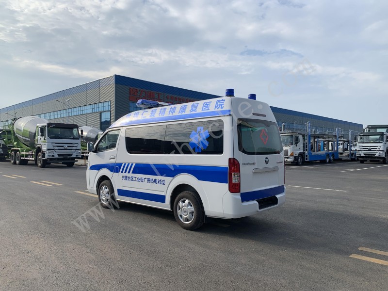 福田G7短軸轉(zhuǎn)運(yùn)型救護(hù)車(chē)