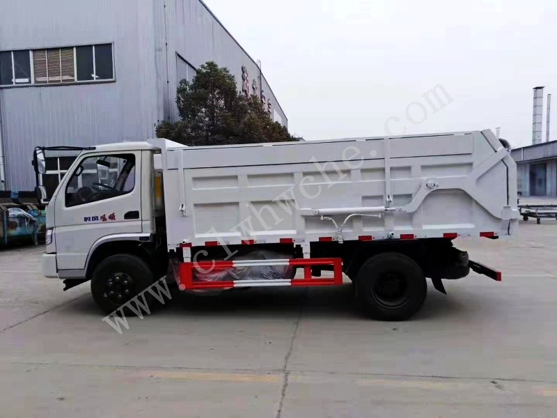 時風(fēng)風(fēng)順8方壓縮式對接垃圾車   價格  報價  廠家