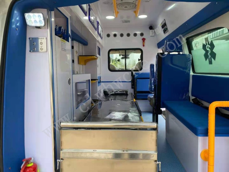 奔馳新威霆監(jiān)護(hù)型救護(hù)車