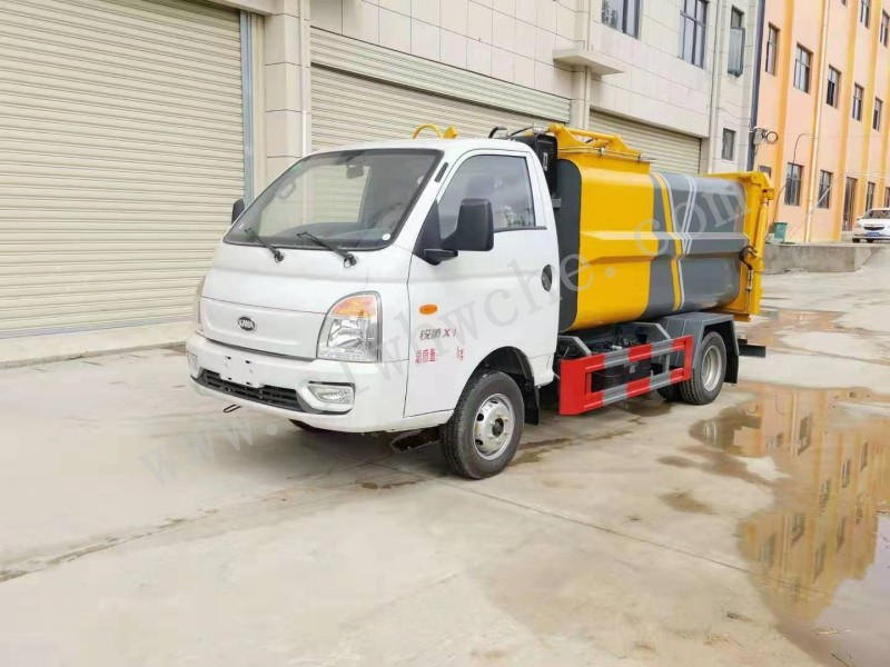 凱馬4方汽油掛桶垃圾車價格  凱馬掛桶垃圾車廠家 4方掛桶垃圾車報價