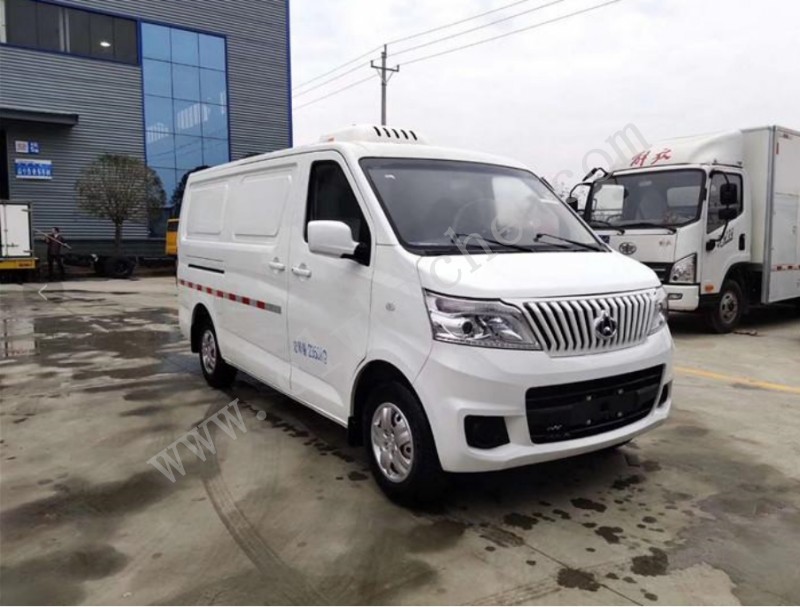 長安睿行疫苗冷藏車（容積3.8方）