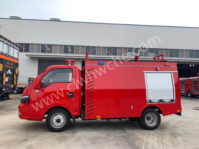 東風(fēng)途逸?1噸水罐消防車
